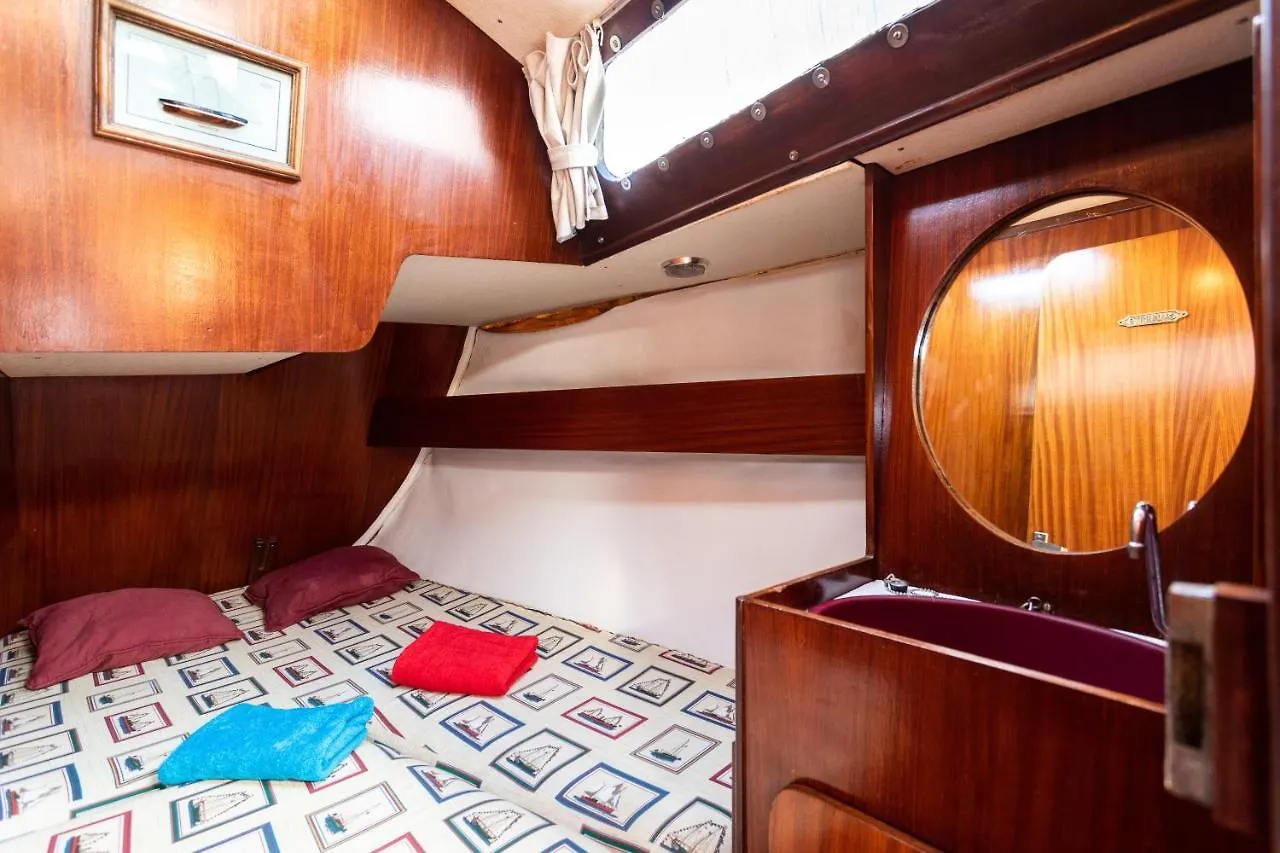 Botel Donde El Vecino Mas Cercano Es El Oceano San Miguel de Abona Španělsko